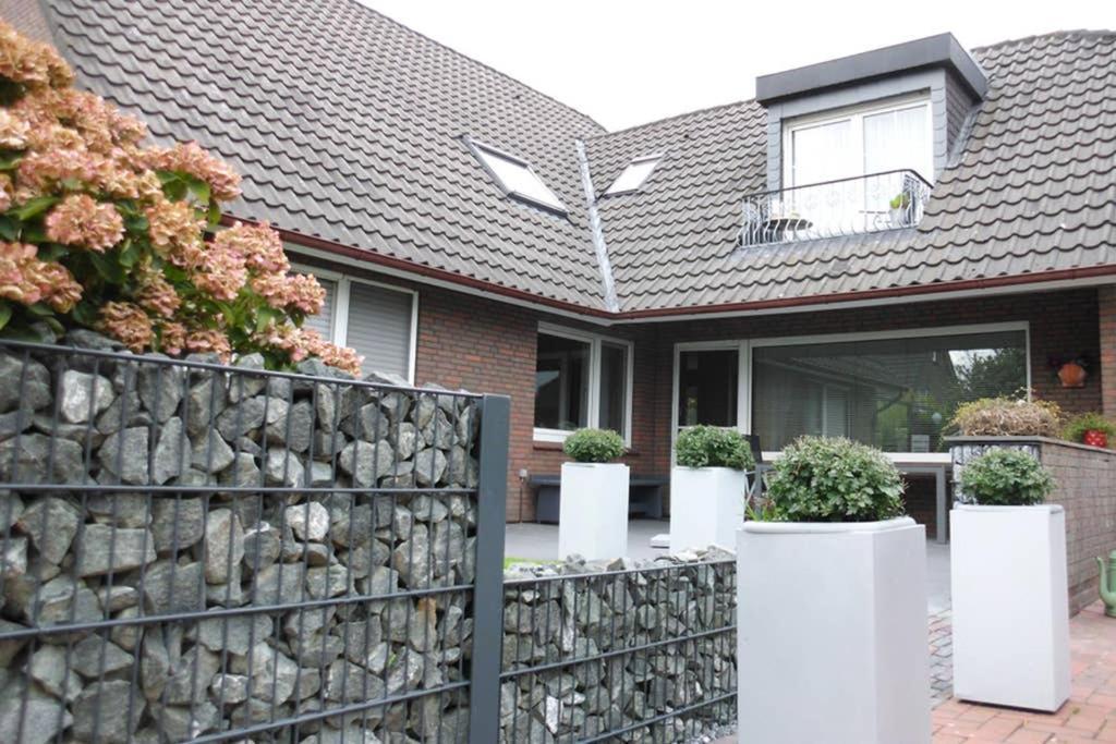 Wohlfuehlen In Gepflegter 70 Qm Oberwohnung Marienhafe Eksteriør bilde