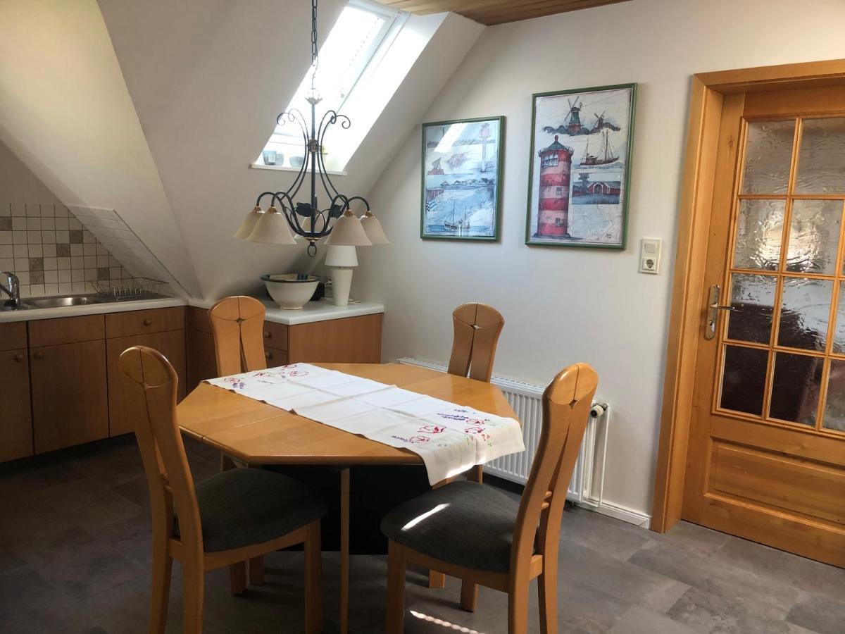 Wohlfuehlen In Gepflegter 70 Qm Oberwohnung Marienhafe Eksteriør bilde